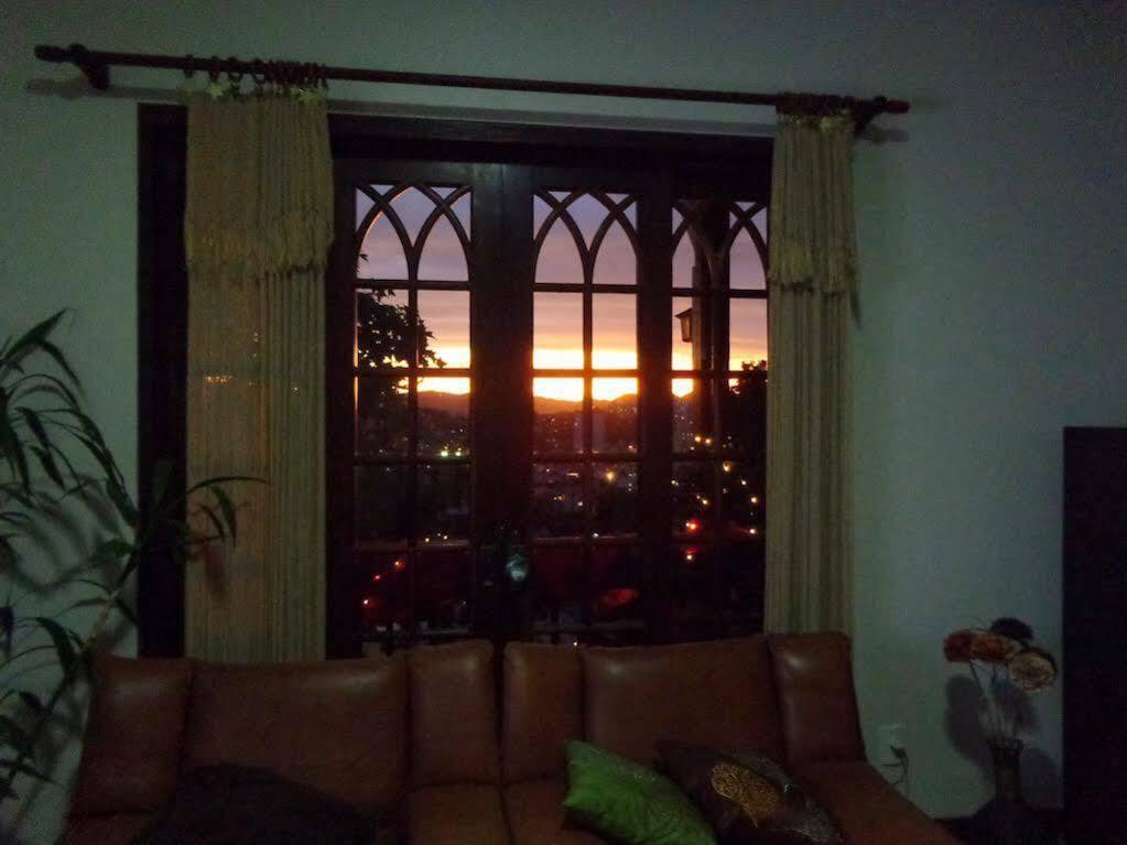 Pousada Casa Da Pedra Blumenau Buitenkant foto
