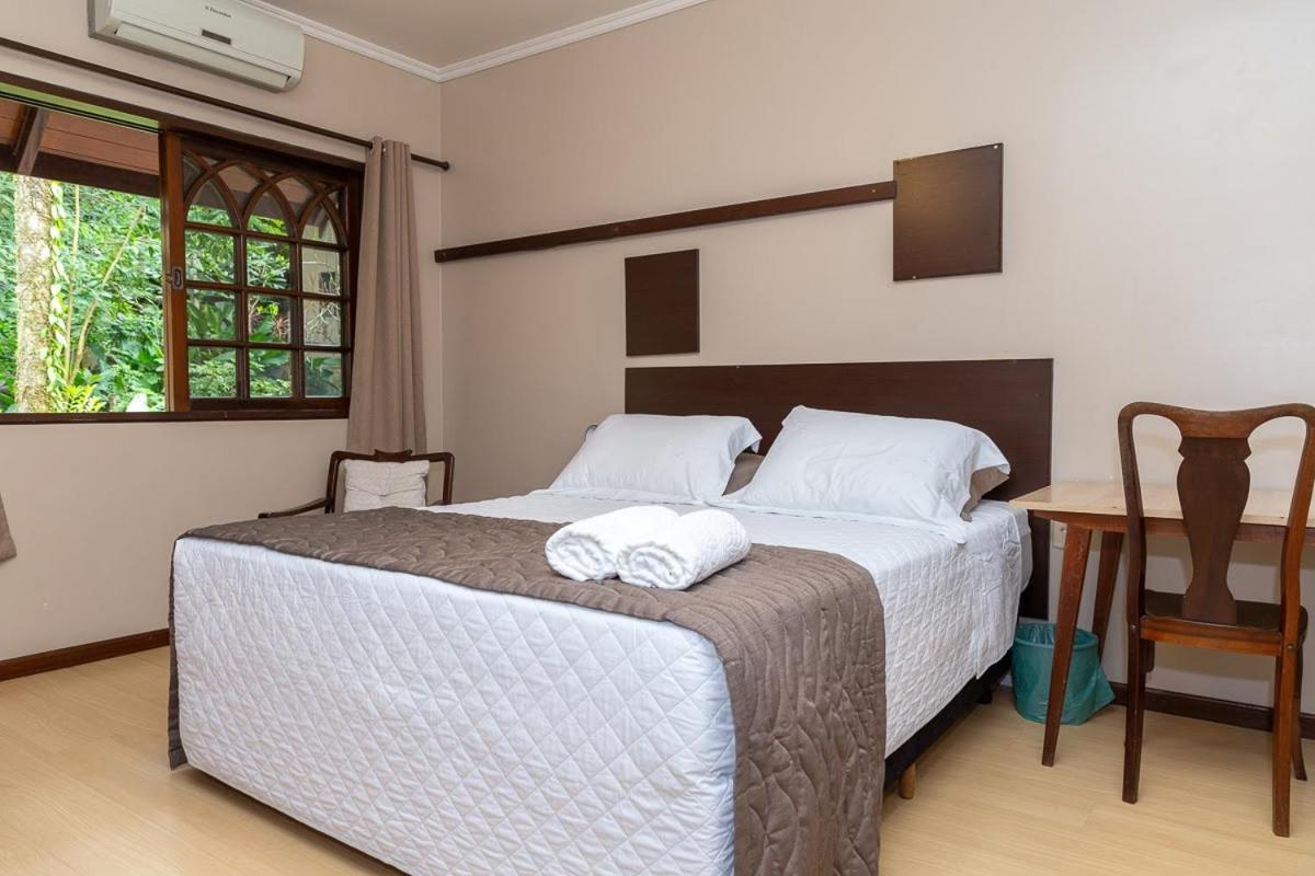 Pousada Casa Da Pedra Blumenau Buitenkant foto